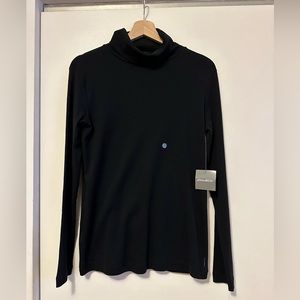 Black turtleneck size L. Eddie Bauer